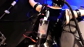 Boundlads - milking an aussie young man fastening 1