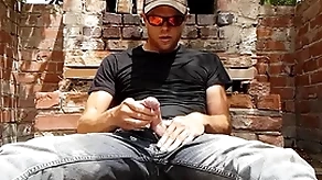 Compilation: 42 apropos drenched and pissy cumshots