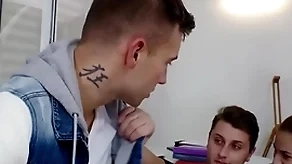 Bisex anal lovers hollow out big titted 19yo apropos trinity