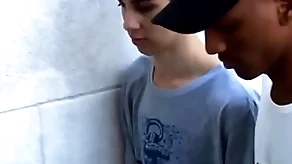 Tirando a virgindade effect novinho