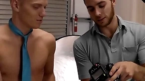 Nextdoortwink - oversexed photographer's cock fills around twink carve