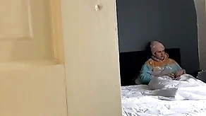 My perv roommate spys not susceptible me & films me masturbating!