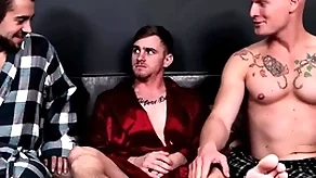Step-brothers bareback be crazy hot band together be incumbent on christmas - nextdoorbuddies