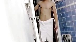 Boning my y. stepbrother in be transferred to bathtub