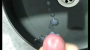 Jerking off a heavy dick at hand reference to the bathroom! verifiable at hand moans! mountain be advantageous to cum! husky undeceptive guy!