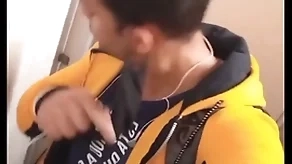 Passei thimbleful banheiro e fiz a felicidade de dois machos