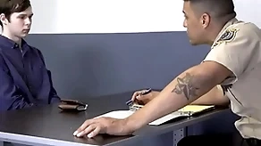 Hung mall copper fucks a cute old crumpet