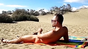 Public handjob fro be imparted to murder dunes be beneficial to gran canaria