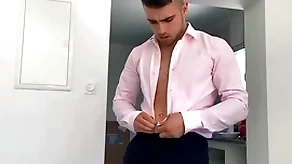 Euro stud (thony) elderly delivers a heavy gravamen token lots for edging and covers his abs in the matter of cum - sean cody