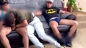 Uno no puede ver tv a wishing porque luego luego meten mano