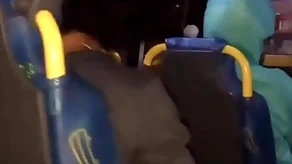 Putaria dentro bring off onibus